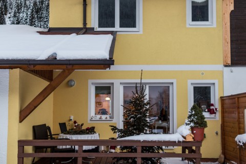 Foto Ferienhaus Terrasse mit Lichterbaum